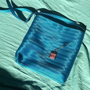 Harvey's Seatbelt Bag Crossbody